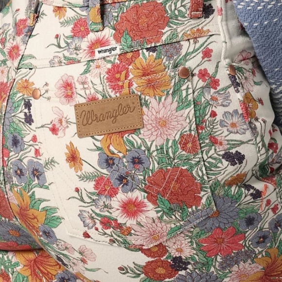 Wrangler Westward 626 Women's Floral Print High Waist Bootcut Jeans Size 29x34 - Picture 13 of 16